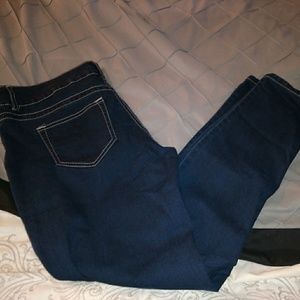 Maurice's jeggings. Size large short.